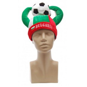 Футболна шапка България с топка