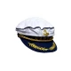 Бяла моряшка шапка с надпис Captain и златна котва от магазин Забава.