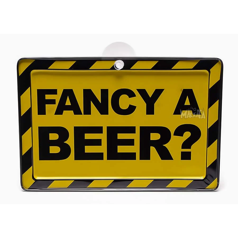 Табела с надпис Fancy a beer